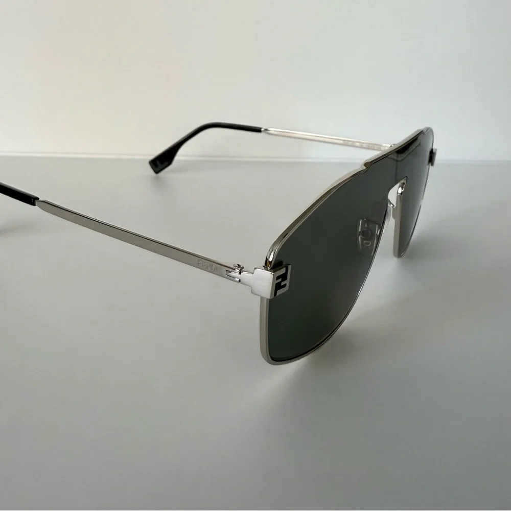 NEW!!! Fendi men sunglasses FE40129U 16C Authentic Retail 580$